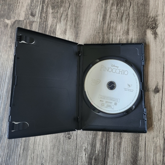Disney Classic Pinocchio DVD Movie - Picture 2 of 3